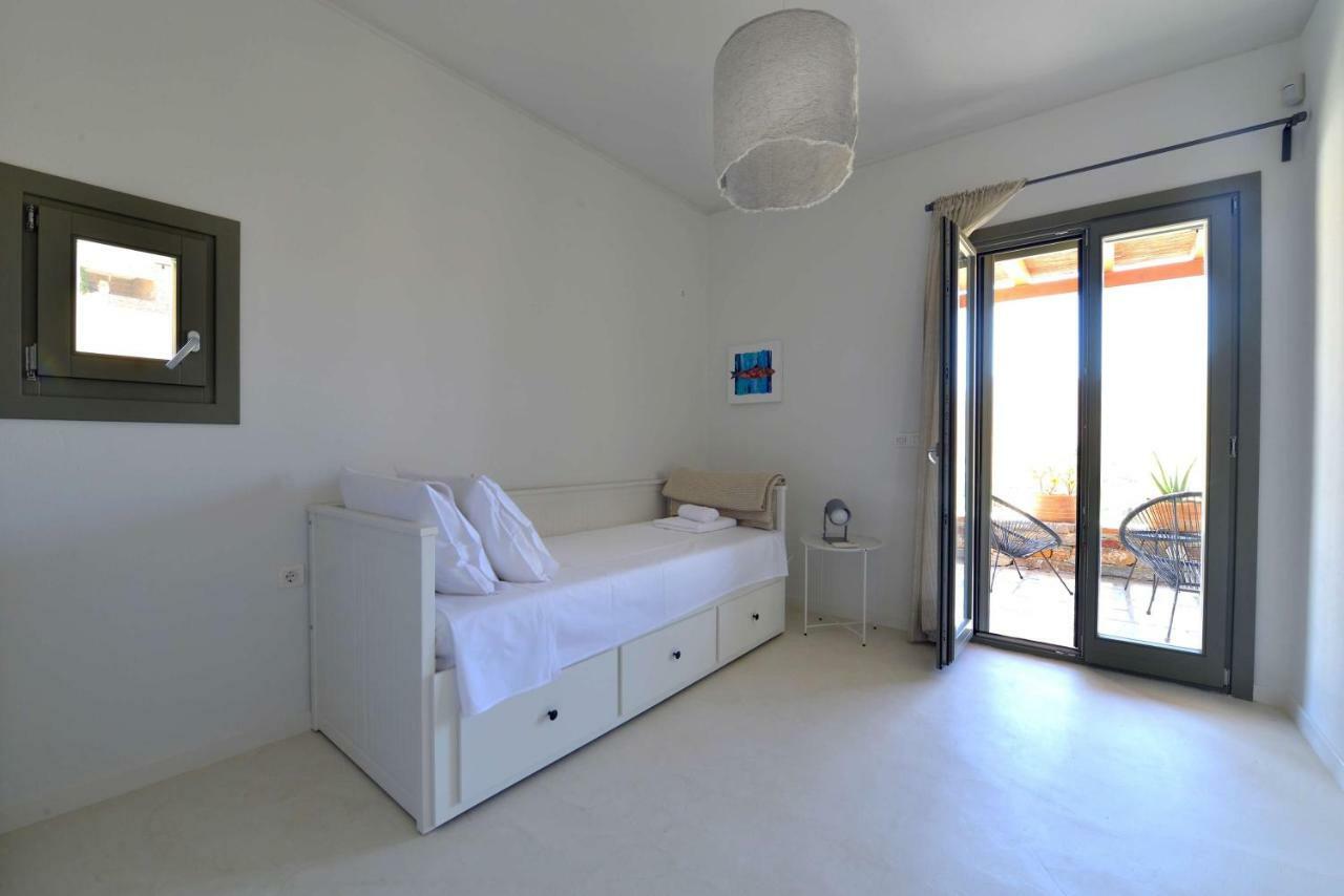 Luxurious 2019Blt Seaview Villa Wth Swimming Pool Korissia  外观 照片